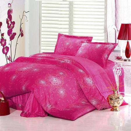 來賚家紡·天鵝絨四件套 夢(mèng)幻花海，溫暖家居的優(yōu)雅選擇